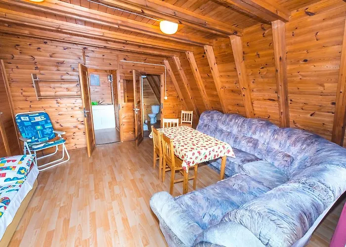 Kempingowe Krzysztof * ليبا