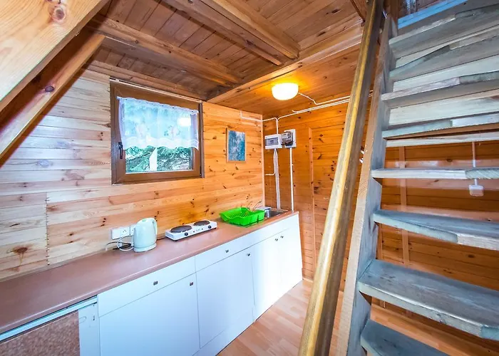 Kempingowe Krzysztof بيت خشبي ليبا